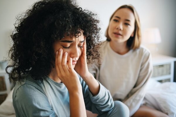 ¿Qué no suele ayudar a alguien que tiene pensamientos suicidas?