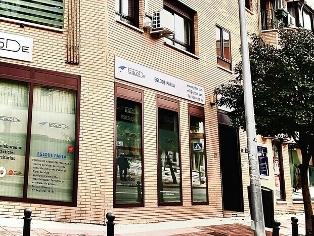 Nuestro centro se encuentra en el centro de Parla. Fácil accesibilidad y bien comunicado.